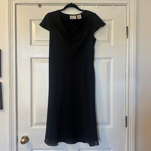 Vintage Kathie Lee Collection Black Short Sleeve Midi Dress Size Medium V Neck